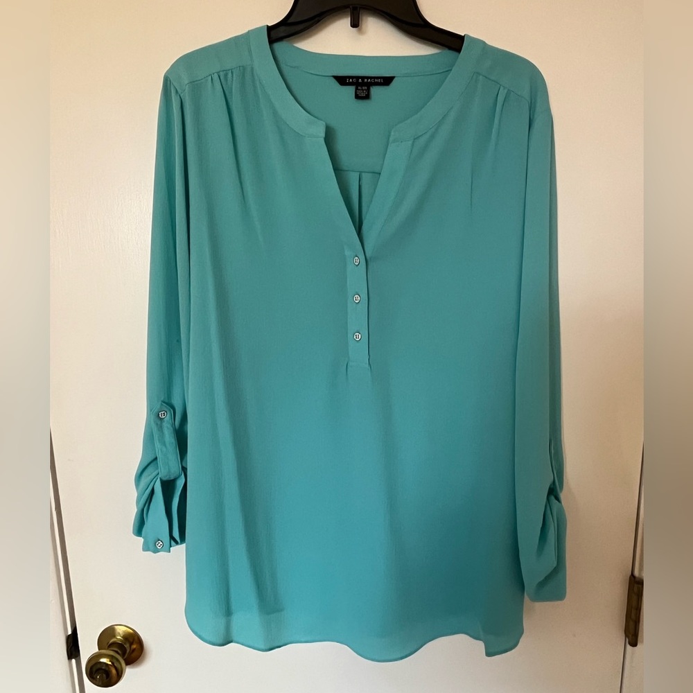 Dressy top by Zac and Rachel, Size XL